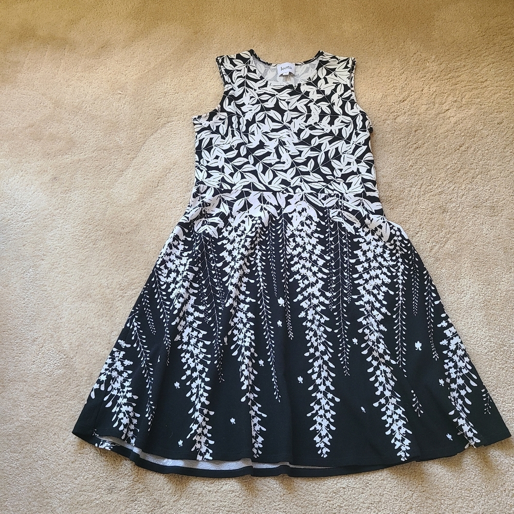Leota Black & White Sleeveless Floral Vine Girls' Dress
